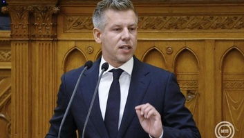 Magyar Péter: A korábbi politikai elit szándékosan nem foglalkozott a klímavédelemmel - illusztráció