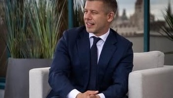 Magyar Péter: A kormány a jövő héten benyújtja az uniós források hazahozatalához szükséges jogszabálycsomagot - illusztráció