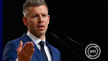 Magyar Péter: A sükösdi tamburazenekar is részt vesz az Országgyűlés alakuló ülésén - illusztráció