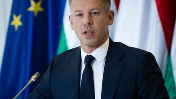 Magyar Péter: Jól haladnak a tárgyalások az uniós forrásokról - illusztráció