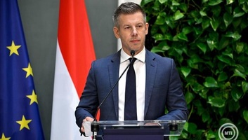 Magyar Péter: Magyarországon elindult az elszámoltatás, de be kell tartani a jogállamiság elvét - illusztráció