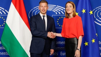 Magyar Péter: Óriási megtiszteltetés Magyarországot képviselni az Európai Tanács ülésén - illusztráció