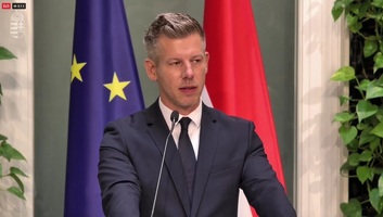 Magyar Péter: Több ezer milliárdos vasútfejlesztési program indul - illusztráció