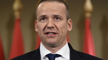 Mi Hazánk: A vármegyei önkormányzatok megszüntetése a demokrácia egyik lábának levágása - illusztráció