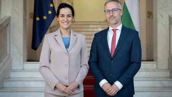 Orbán Anita felkérte Feledy Botondot a Magyar Külügyi Intézet vezetőjének - illusztráció