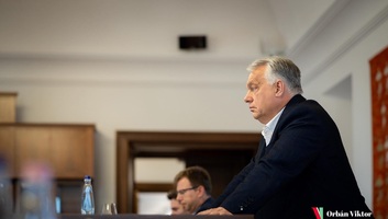 Orbán: Lesz 14. havi nyugdíj - illusztráció