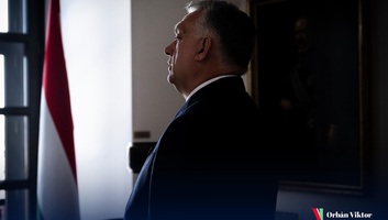 Orbán Viktor: Miközben Ukrajnában egy háborús maffia elteszi az európai emberek pénzét, addig Ursula von der Leyen még több pénzt kér - illusztráció