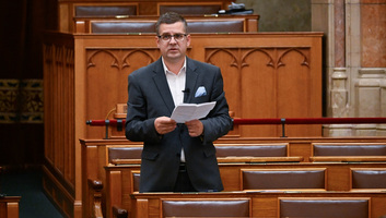 Őrizetbe vették Seszták Miklós volt fejlesztési minisztert - illusztráció