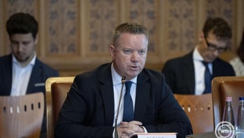 Pósfai Gábor: Magyarország elutasítja a migrációs paktum jelenlegi formáját - illusztráció