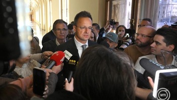 Szijjártó Péter: Egész Magyarországnak siker a BYD szegedi beruházása - illusztráció
