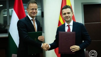 Szijjártó Péter: Elfogadhatatlan, hogy Brüsszel folyamatosan akadályozza a nyugat-balkáni bővítést - illusztráció