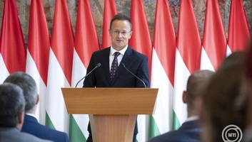 Szijjártó Péter: Megkezdődik a kis moduláris nukleáris technológia bevezetésének előkészítése Magyarországon - illusztráció