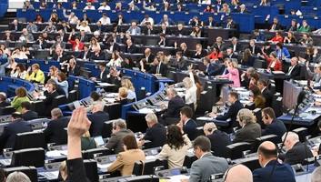 Tarr Zoltán: Újra nyitva áll Európa a magyar fiatalok előtt - illusztráció