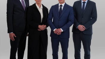 Tarr Zoltánt és Tanács Zoltánt is miniszternek kérte fel Magyar Péter - illusztráció