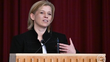 Varga-Bajusz Veronika: az Egyesült Államokkal kötött egyetemi és kutatási megállapodás tovább erősítheti a felsőoktatási kapcsolatokat - illusztráció