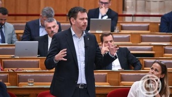 Vitézy Dávid: Százmilliárd forint értékű vagyon került vissza az államhoz - illusztráció