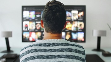 A REM nem szab ki büntetést az RTS-re, az RTV-re és a többi televízióra - illusztráció