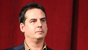 A YouTube-on folytatódik Zoran Kesić műsora - illusztráció