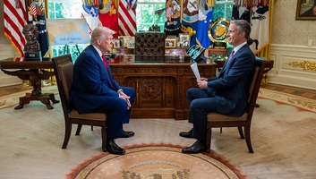 Az ABC News felfüggesztette egy vezető riporterét, aki kritizálta Trumpot - illusztráció