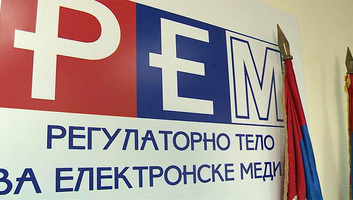 Bodzsoni: A média nem lehet politikai eszköz - illusztráció