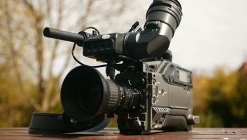OCCRP: Egyeztetések az N1 televízió gyengítéséről - illusztráció
