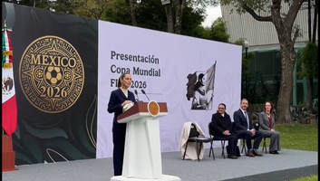 A mexikói államfő elajándékozza a labdarúgó-vb nyitómeccsére szóló jegyét - illusztráció