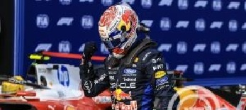 Bahreini Nagydíj: Verstappen nyerte a kaotikus sepangi viadalt - illusztráció