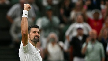 Đoković legyőzte Cicipaszt, bejutott a wimbledoni torna harmadik fordulójába - illusztráció