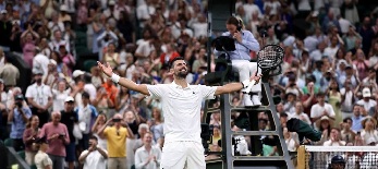 Đoković maratoni csatában jutott be a wimbledoni elődöntőbe - illusztráció