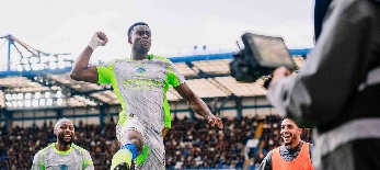 Premier League: Bajnokesélyesek csúcsrangadója vasárnap - illusztráció