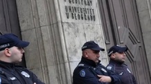 A Belgrádi Egyetem szerint jogsértő volt a rektorátusban tartott rendőrségi akció - illusztráció