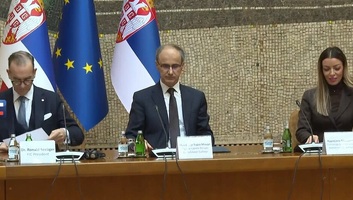 A fejlődés lassul, a reformok akadoznak: A befektetők szerint Szerbia lemaradásban van - illusztráció