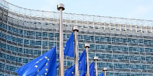 Az Európai Parlament elfogadta a Szerbiáról szóló határozatot, nyolc tagállam ellenzi a 3-as klaszter megnyitását - cikkhez fűződő kép