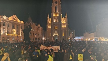 Az egyetemisták nem engedik kisajátítani a mozgalmuk sikerét - illusztráció