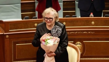 Az utolsó pillanatban megválasztották Koszovó új elnökét, elmarad az előrehozott választás - illusztráció