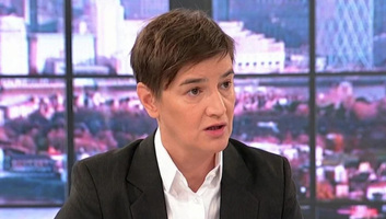 Brnabić: Holnap szavaz a parlament a kormány elleni bizalmatlansági indítványról - illusztráció