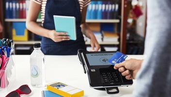 Elektronikusan is befizethetők az illetékek Szerbiában - illusztráció