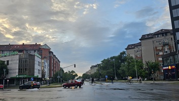 Felhős, meleg és nagyon változékony idő várható, helyenként viharokkal - illusztráció