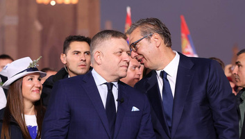 Fico Újvidéken: Lojalitás, kampány és politikai érdekek - illusztráció