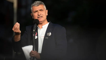 Ilija Srdanović vezeti a hallgatói listát: „A cél egy jobb Szerbia felépítése” - illusztráció