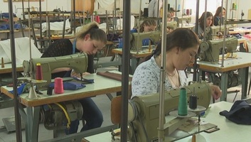 Jövő évtől emelkedik a nők nyugdíjkorhatára Szerbiában - illusztráció