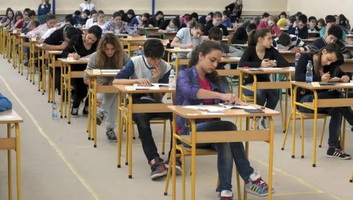 Jövő héten kezdődik a kisérettségi - illusztráció