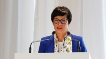 Kos: Szerbia nem kapott uniós pénzt a Mrdić-féle törvények elfogadása óta - illusztráció