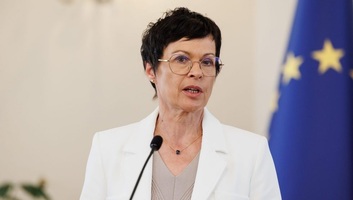 Marta Kos uniós bővítési biztos megdicsérte Szerbiát - illusztráció