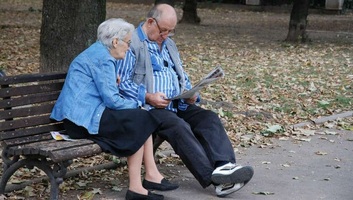 Megkezdődött a májusi nyugdíjak kifizetése - illusztráció
