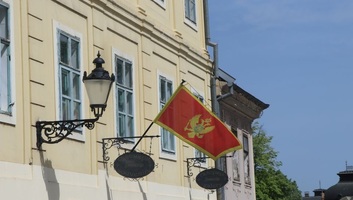 Montenegró is segít a szerbiai tüzek oltásában - illusztráció
