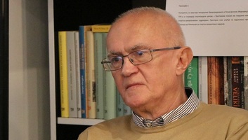 Šabić: Az ügyészségnek reagálnia kellene a vasúti közlekedés leállítására, sérül a gyülekezéshez való jog - illusztráció