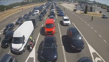 Szerbia több határátkelőjén is hosszú várakozásra kell számítani - illusztráció