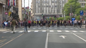 Tiltakoznak az egyetemisták Belgrádban - illusztráció