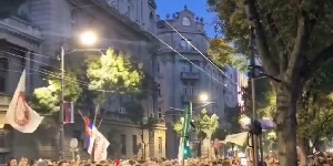 Tizenhárman hagyták el a Köztársasági Választási Bizottság ülését a külföldi szavazóhelyekről szóló döntés miatt - cikkhez fűződő kép